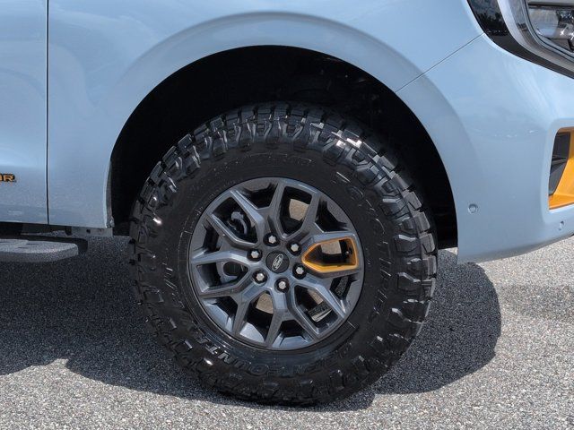 Used 2025 Ford Expedition Tremor AWD/4WD image 12