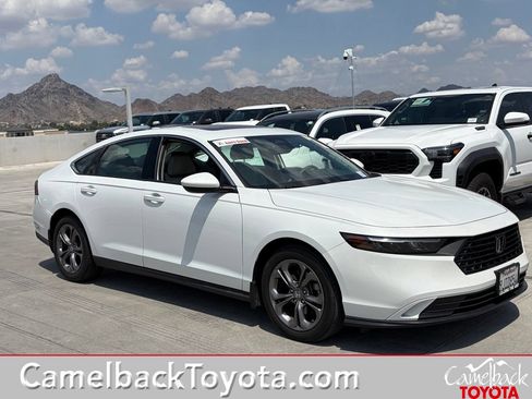 Used 2023 Honda Accord EX image 1