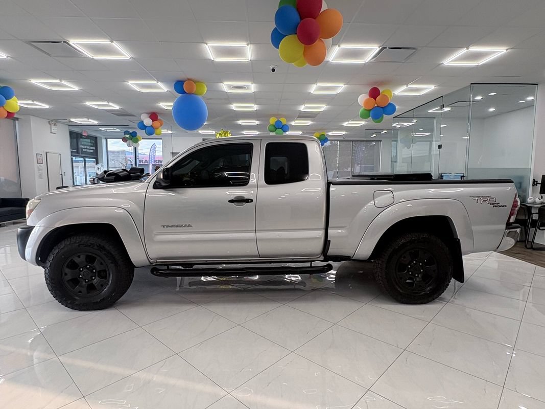 Used 2010 Toyota Tacoma 4x4 Access Cab V6 image 4
