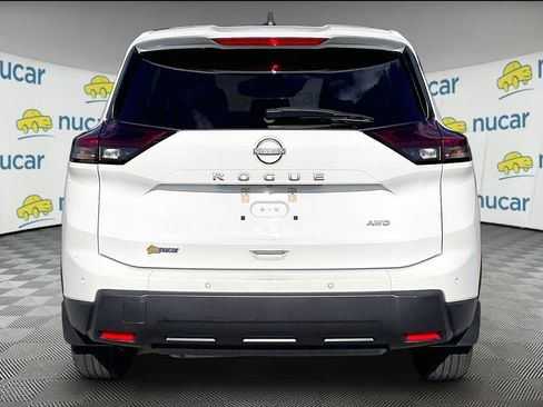 Used 2024 Nissan Rogue S AWD/4WD image 5