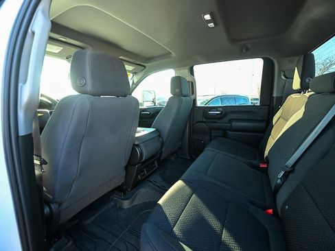 Used 2022 Chevrolet Silverado 2500 Custom w/ Custom Value Package image 20