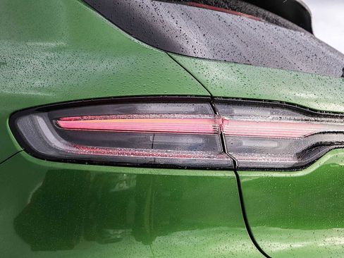 Used 2021 Porsche Macan GTS image 12