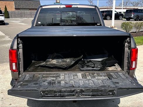 Used 2019 Ford F150 Lariat image 33