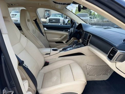 Used 2010 Porsche Panamera Turbo AWD/4WD image 21