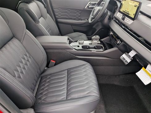 New 2026 Mitsubishi Outlander SEL image 32