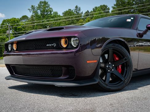 Used 2020 Dodge Challenger SRT Hellcat RWD image 5