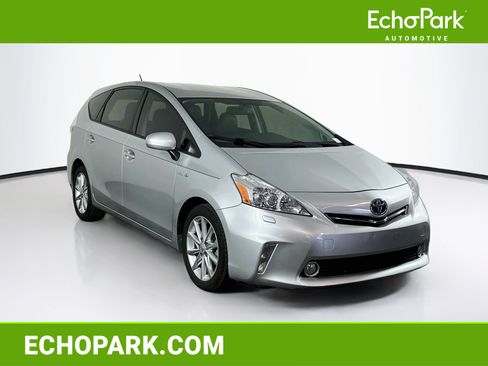 Used 2014 Toyota Prius V Five FWD image 1