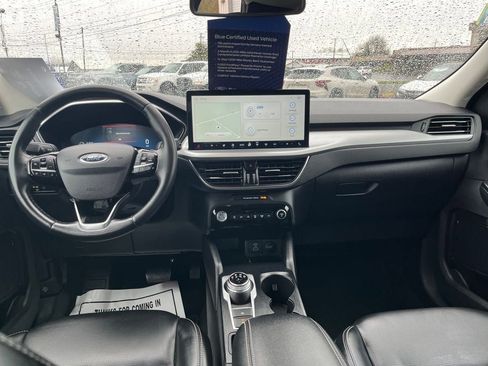 Used 2023 Ford Escape Platinum AWD/4WD image 15