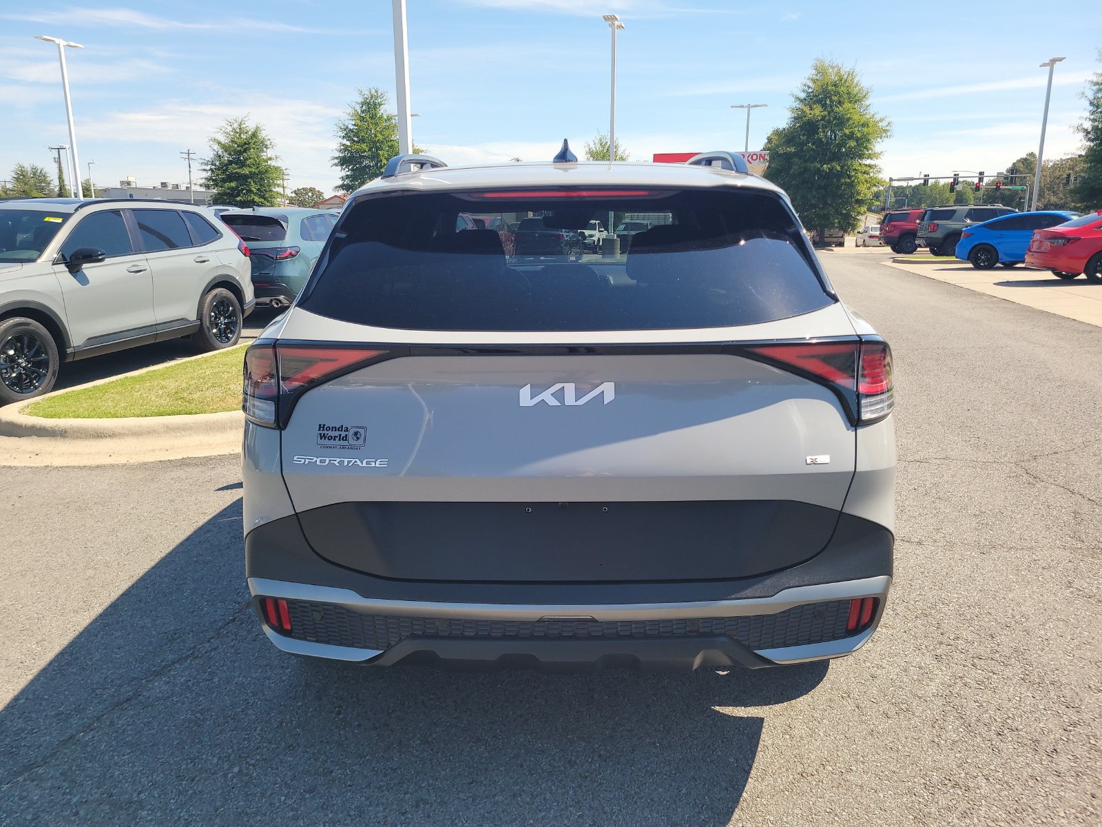 Used 2024 Kia Sportage X-Line w/ X-Line Premium Package AWD/4WD image 4