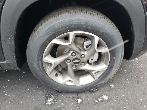 New 2026 Chevrolet Trax LT w/ Sunroof Package image 25