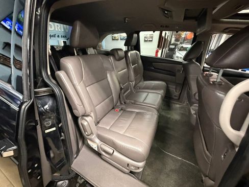 Used 2016 Honda Odyssey Touring Elite image 35
