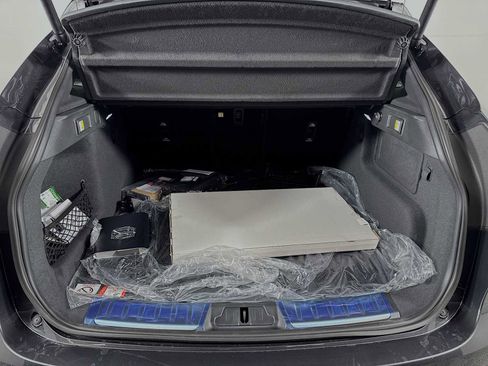 New 2026 Jaguar F-PACE R-Dynamic S image 24