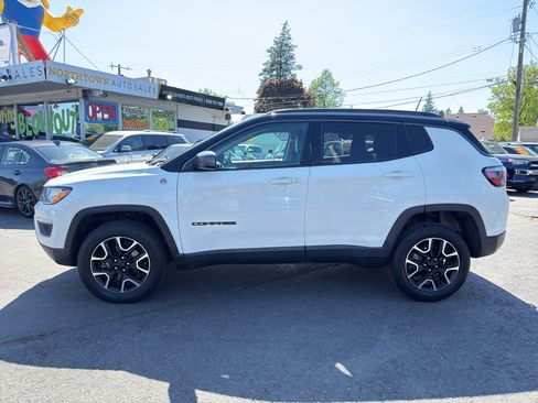 Used 2020 Jeep Compass Trailhawk AWD/4WD image 3