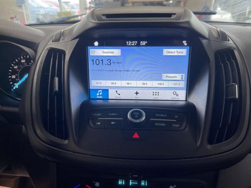 Used 2018 Ford Escape SEL image 15