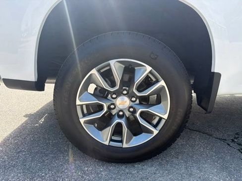 Certified 2020 Chevrolet Silverado 1500 RST w/ All-Star Edition AWD/4WD image 12
