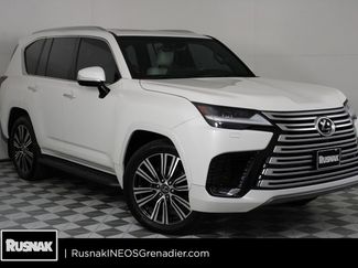 Used 2024 Lexus LX 600 4WD w/ Luxury Package video 1