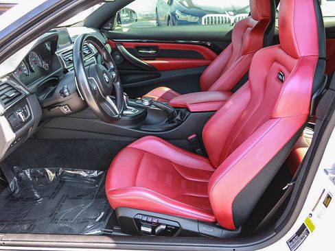 Used 2019 BMW M4 Coupe w/ Executive Package RWD image 16
