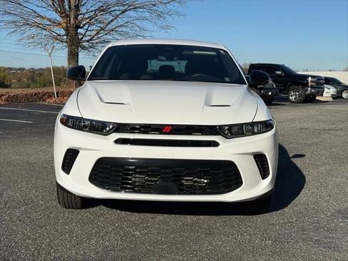 Certified 2025 Dodge Hornet GT w/ Cold Weather Group AWD/4WD image 8