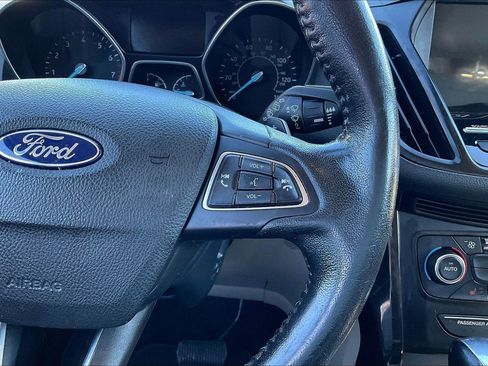 Used 2017 Ford Escape Titanium image 20