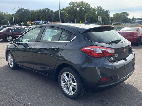 Used 2018 Chevrolet Cruze LT w/ LT Convenience Package FWD image 7