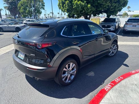 Used 2022 MAZDA CX-30 AWD 2.5 S w/ Premium Package image 23