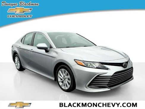 Used 2021 Toyota Camry LE FWD image 1