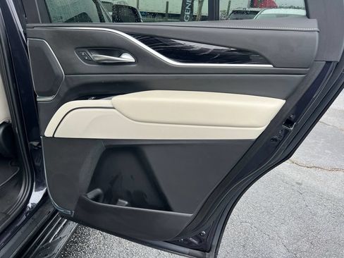 Used 2023 Cadillac Escalade Sport w/ Touring Package RWD image 16