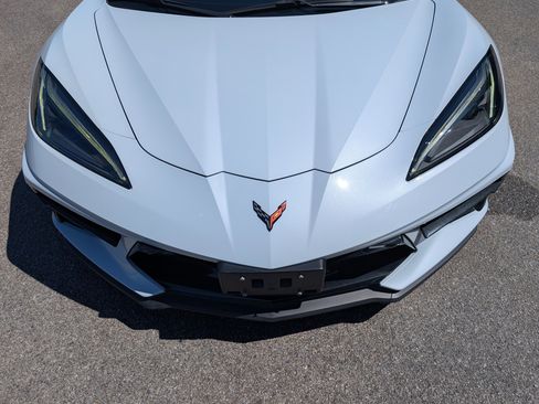 Used 2023 Chevrolet Corvette Stingray Premium Cpe w/ Z51 Performance Package RWD image 12