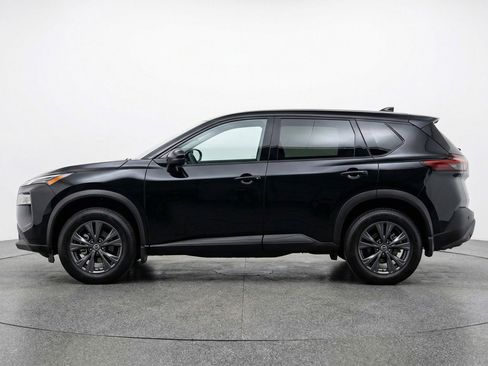 Used 2025 Nissan Rogue SV image 5