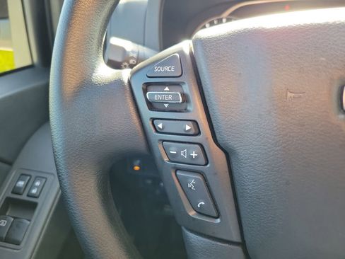 Certified 2025 Nissan Frontier S w/ S Utility Package AWD/4WD image 23