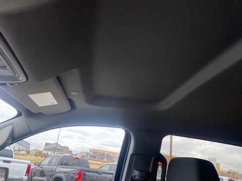 Used 2024 Chevrolet Silverado 1500 LT AWD/4WD image 21