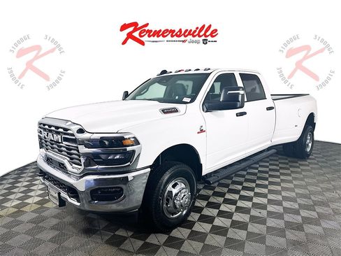 New 2026 RAM 3500 Tradesman image 3