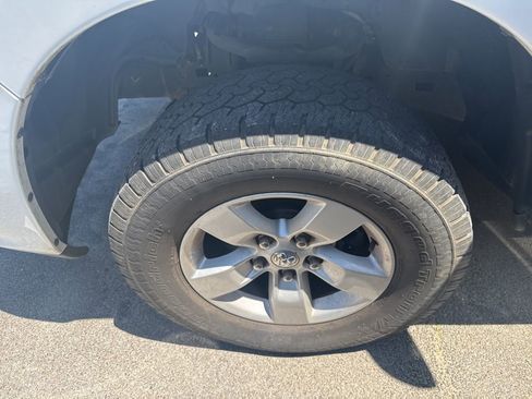 Used 2016 RAM 1500 Classic SLT image 15