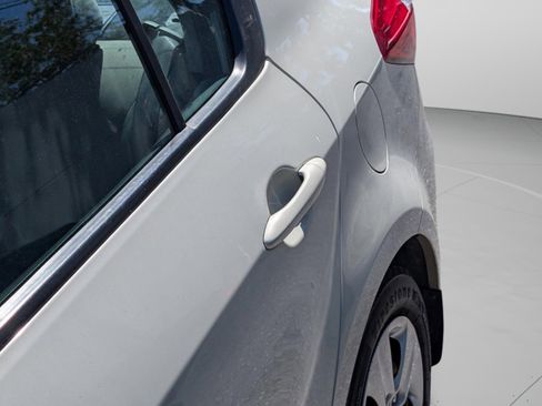 Used 2015 Kia Forte LX FWD image 15