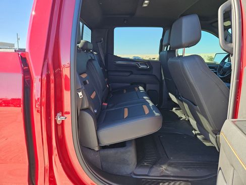 Used 2024 GMC Sierra 1500 AT4 w/ Technology Package image 25