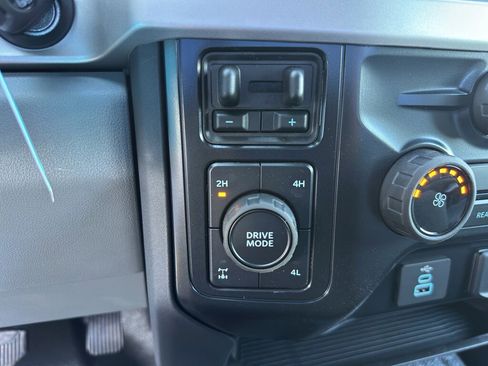 New 2025 Ford F350 XL w/ XL Chrome Package image 30