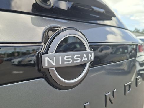 New 2026 Nissan Pathfinder SL FWD image 16