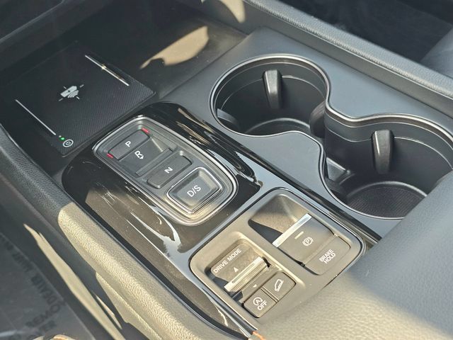 Used 2024 Honda Pilot TrailSport image 39