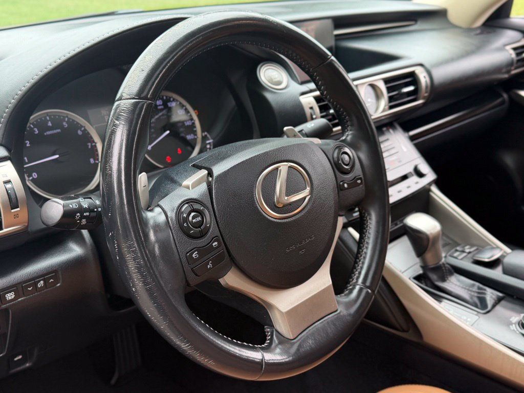Used 2014 Lexus IS 350 w/ Navigation Package RWD image 34