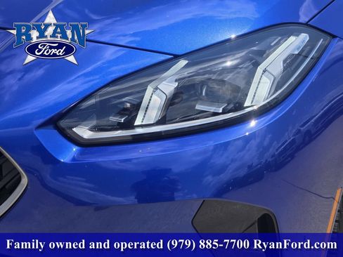 Used 2026 BMW 228i FWD image 5