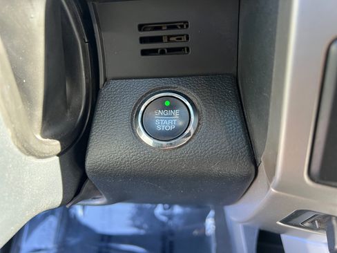 Used 2022 Ford F350 Lariat w/ Lariat Ultimate Package AWD/4WD image 17