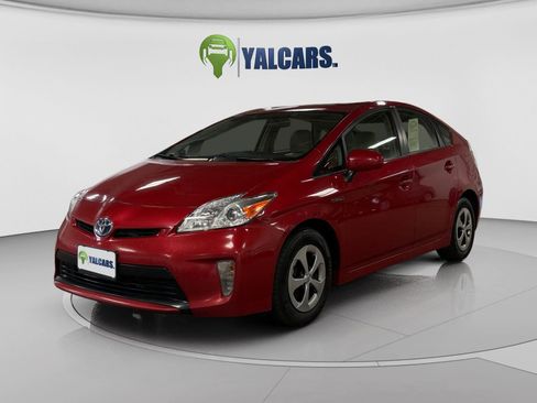 Used 2014 Toyota Prius Three FWD image 1