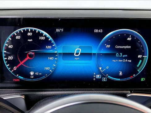 Used 2022 Mercedes-Benz GLB 250 4MATIC w/ Premium Package Lite image 20
