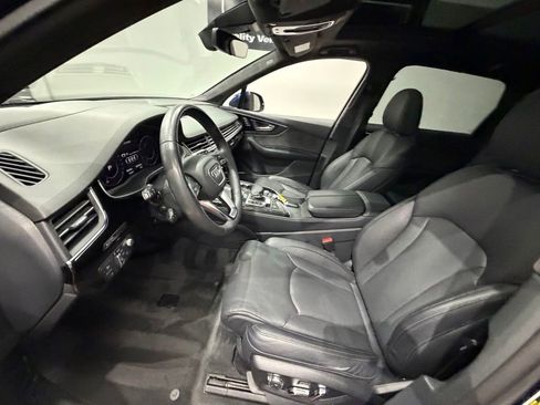Used 2019 Audi Q7 3.0T Prestige w/ Prestige Package AWD/4WD image 26