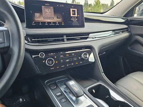 Certified 2024 INFINITI QX60 Pure image 29