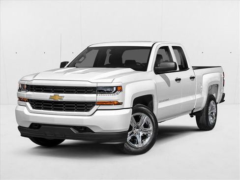 Used 2018 Chevrolet Silverado 1500 Custom w/ Custom Value Package image 1