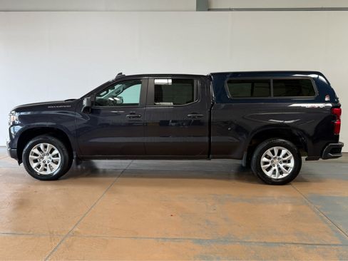 Used 2023 Chevrolet Silverado 1500 Custom AWD/4WD image 1