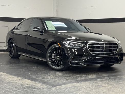 Certified 2023 Mercedes-Benz S 500 4MATIC image 2