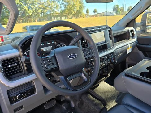 New 2024 Ford F550 4x4 SuperCab Super Duty image 33