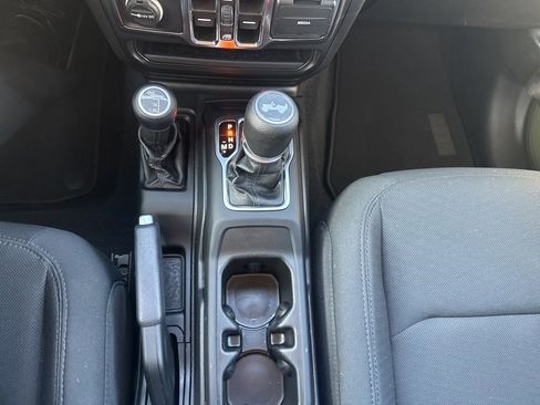 Certified 2021 Jeep Wrangler Unlimited Sport image 22